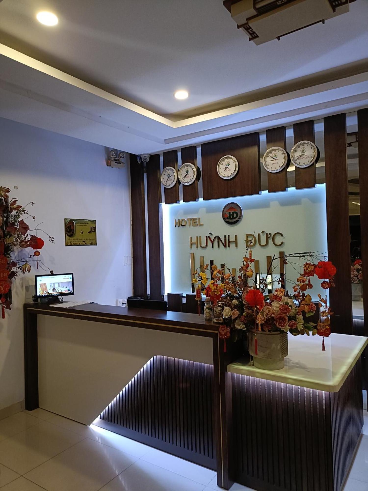 Huynh Duc Hotel Cao Lanh Екстер'єр фото