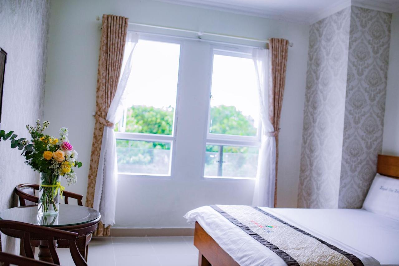 Huynh Duc Hotel Cao Lanh Екстер'єр фото